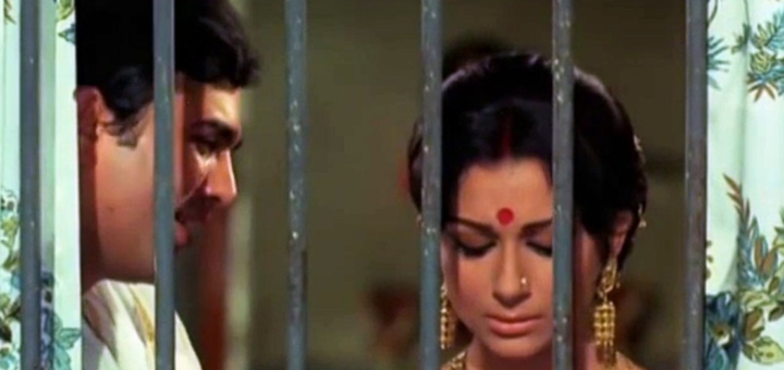 Kuch Toh Log Kahenge Lyrics - Amar Prem | Rajesh Khanna, Sharmila Tagore |