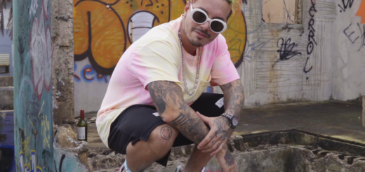 Si Tu Novio Te Deja Sola Lyrics - J. Balvin ft. Bad Bunny