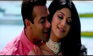 Hum Tumko Nigahon Mein Lyrics - Garv | Udit Narayan